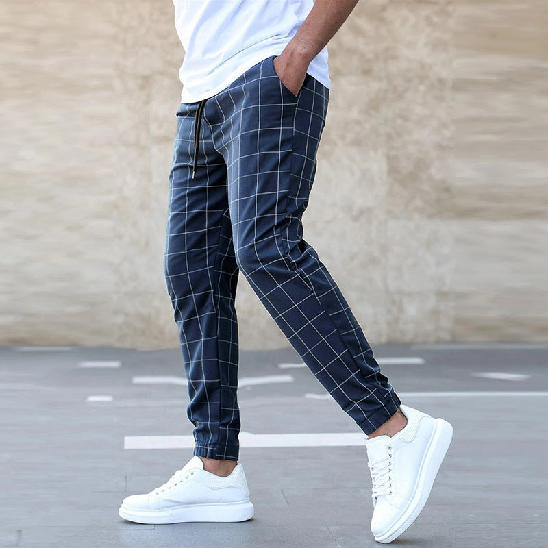 KIARO | Karierte Jogginghose im modernen Streetwear Fit