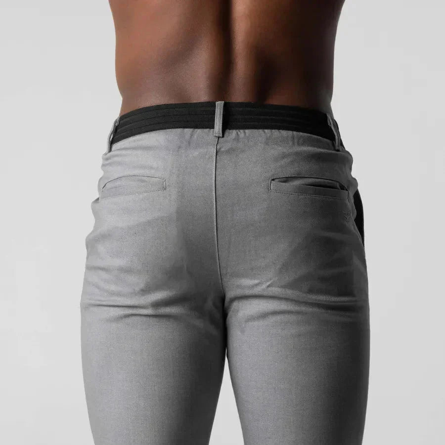 LYVANO | Slim Fit Chino im Modern Urban Tailoring