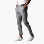 LYVANO | Slim Fit Chino im Modern Urban Tailoring