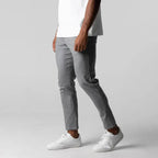 LYVANO | Slim Fit Chino im Modern Urban Tailoring